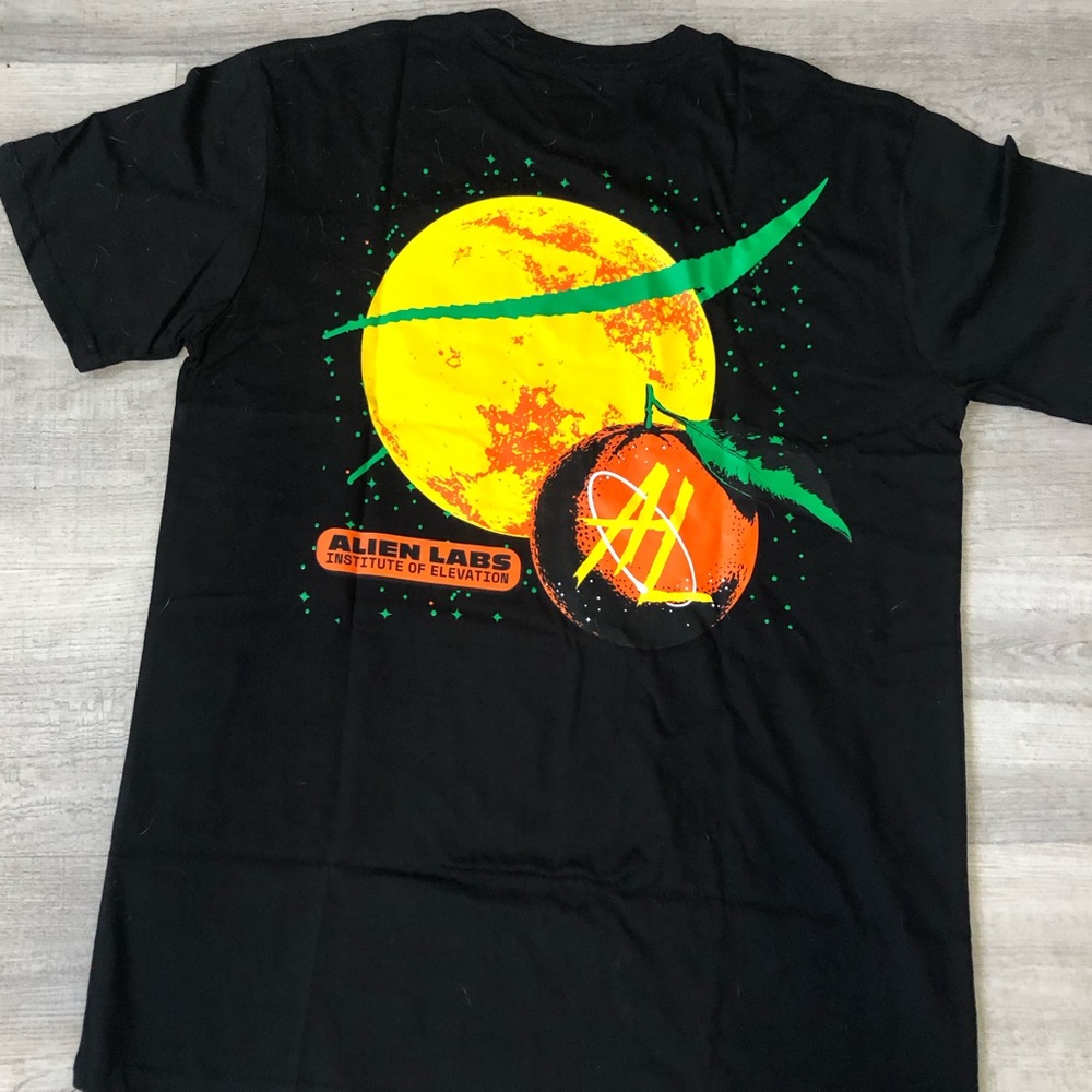 Alien labs t-shirt